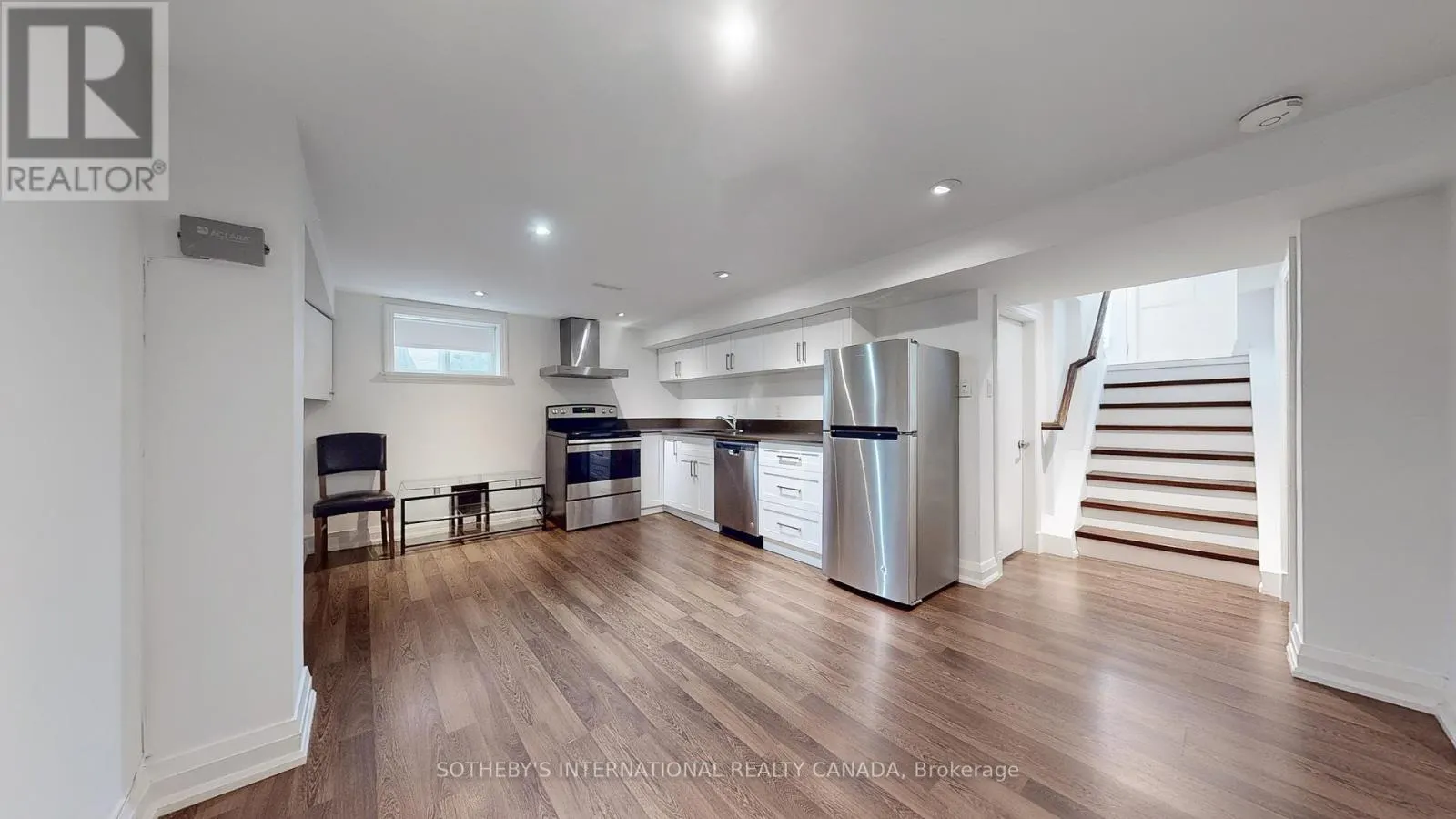 LOWER LEVEL - 7 WALKER ROAD