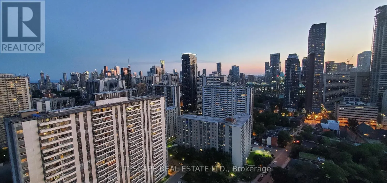 2701 - 575 BLOOR STREET E
