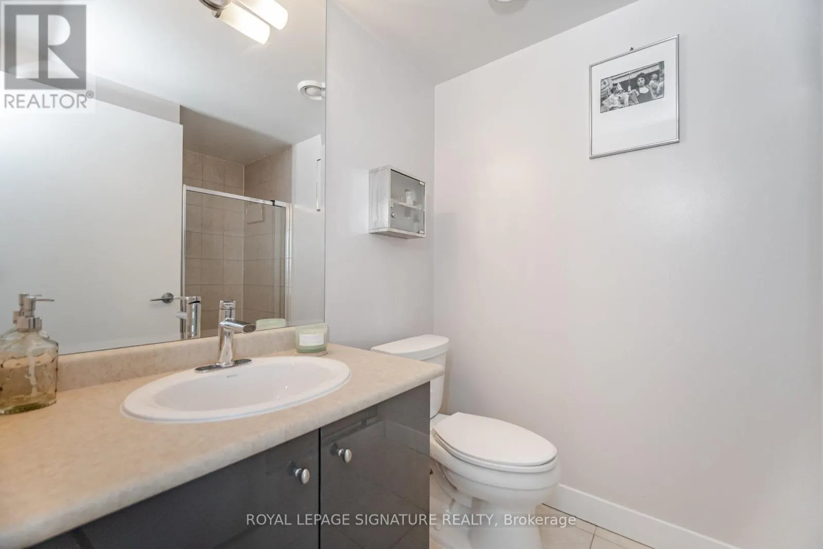 1405 - 438 KING STREET W