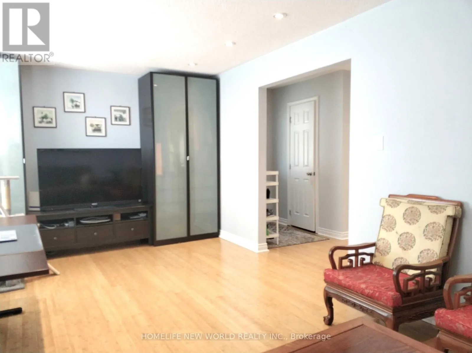 257 CHEROKEE BOULEVARD