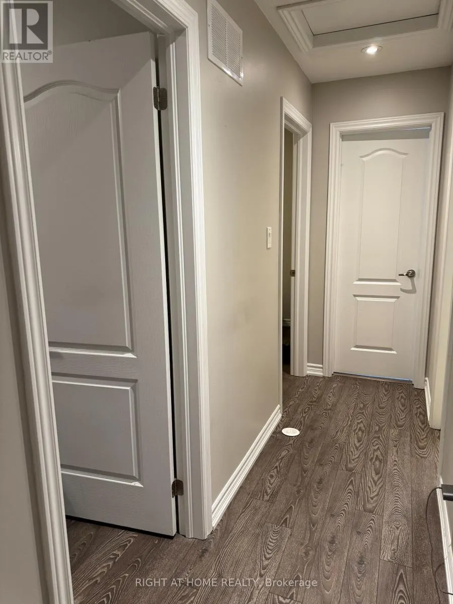 19 - 37 DREWRY AVENUE