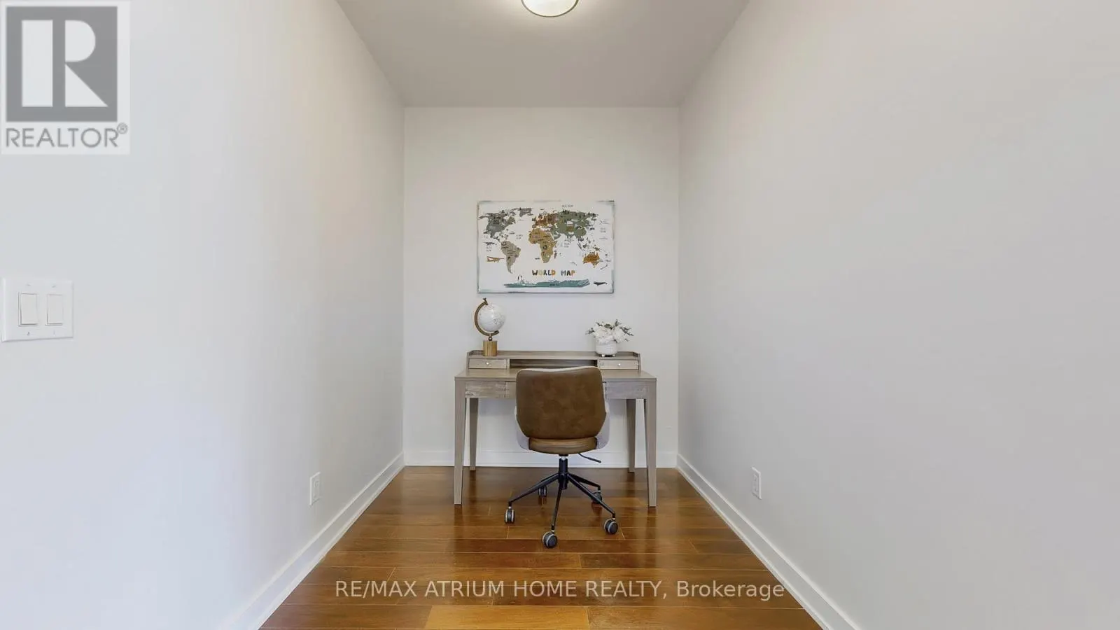 2213 - 1 MARKET STREET