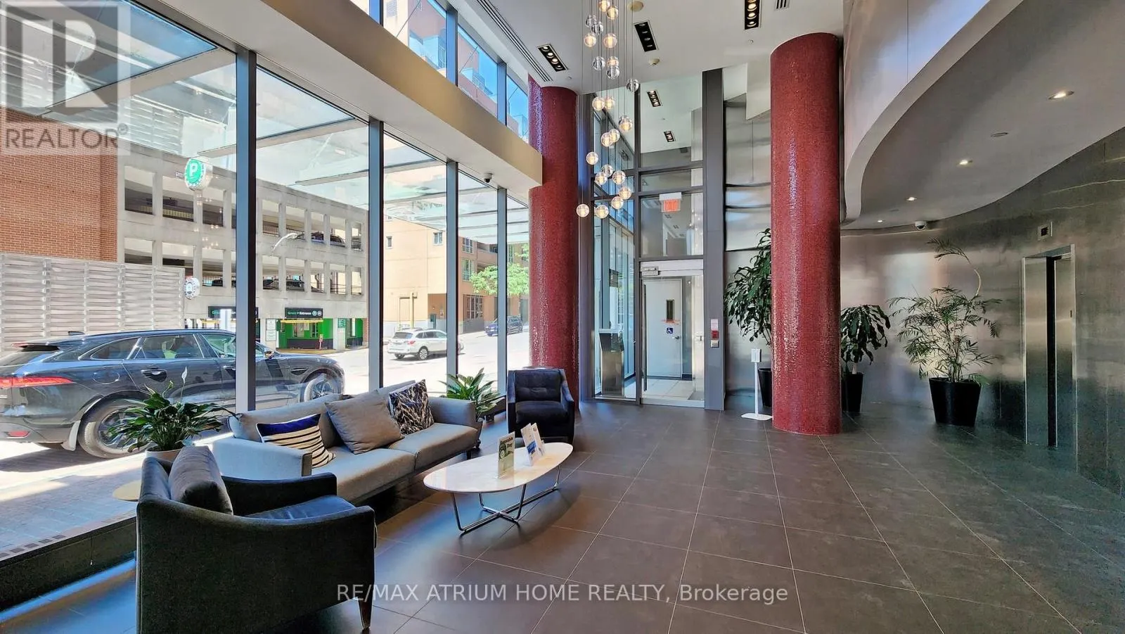 2213 - 1 MARKET STREET