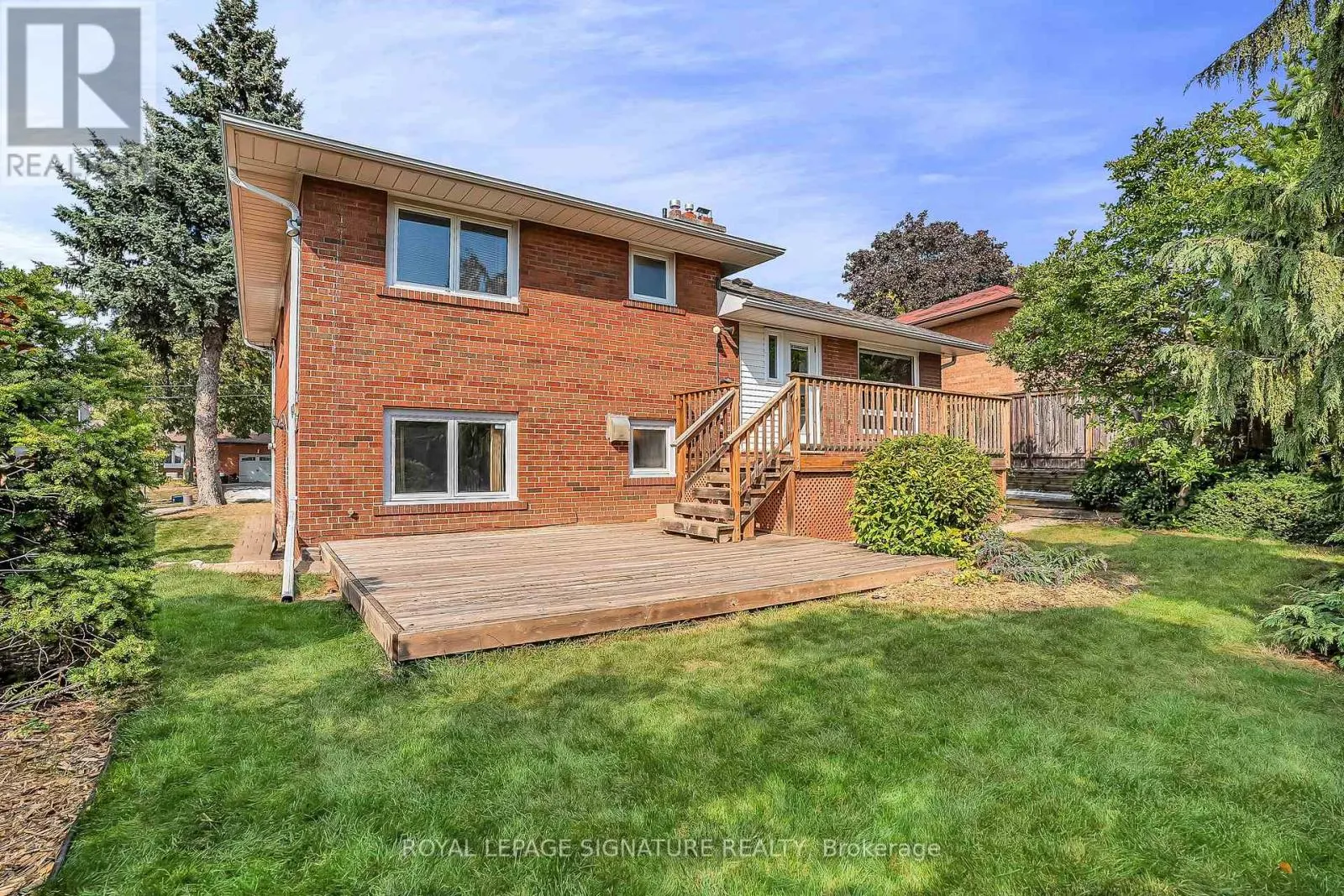 81 BROADLANDS BOULEVARD