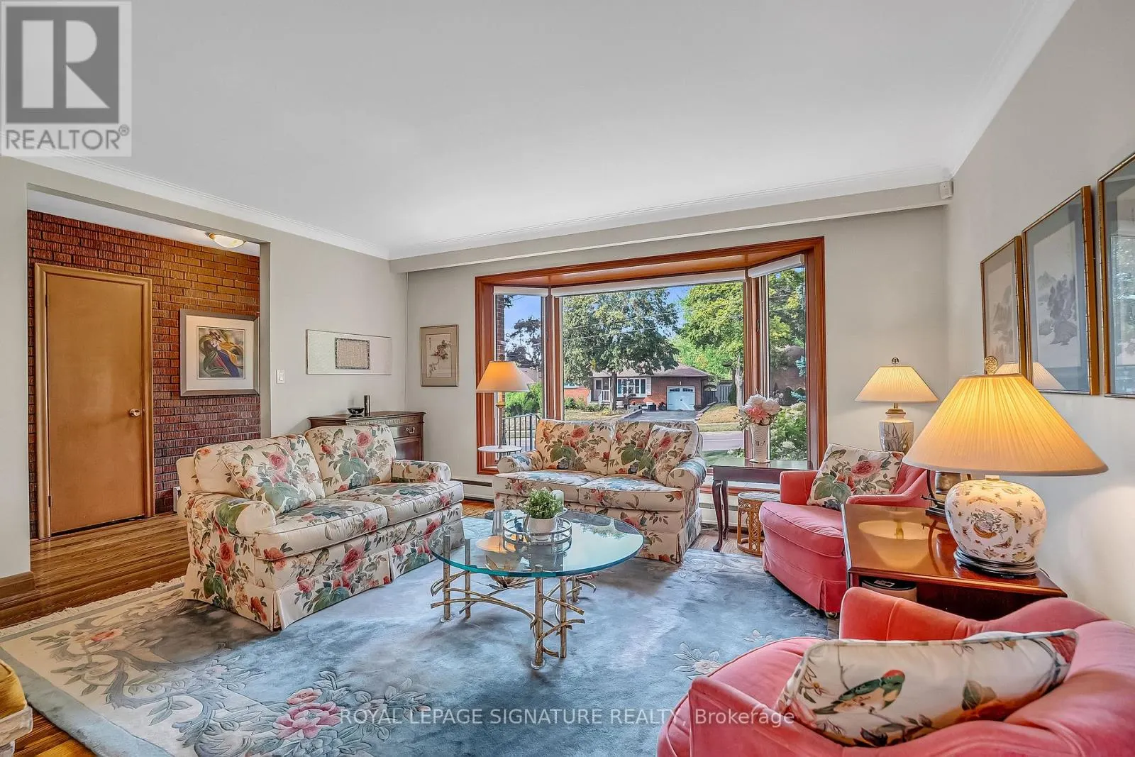 81 BROADLANDS BOULEVARD