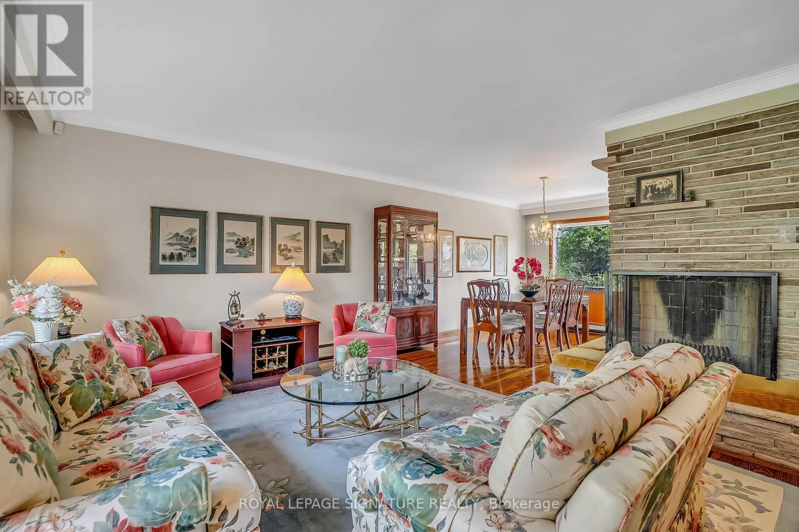 81 BROADLANDS BOULEVARD