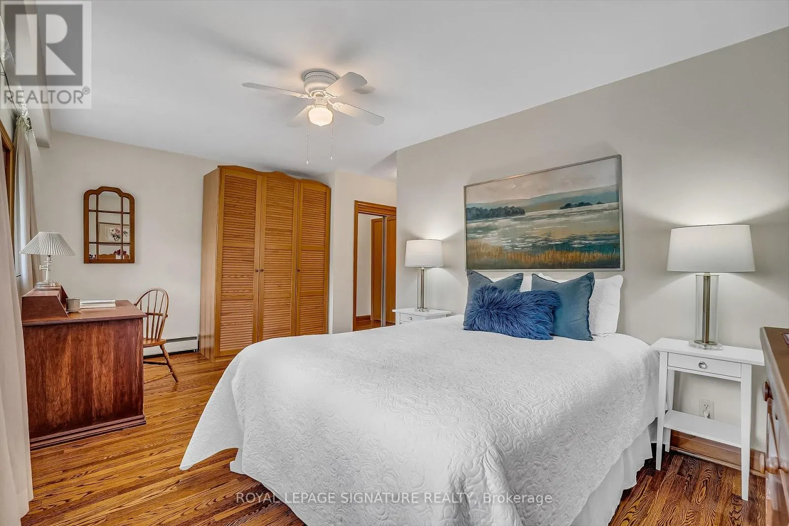 81 BROADLANDS BOULEVARD