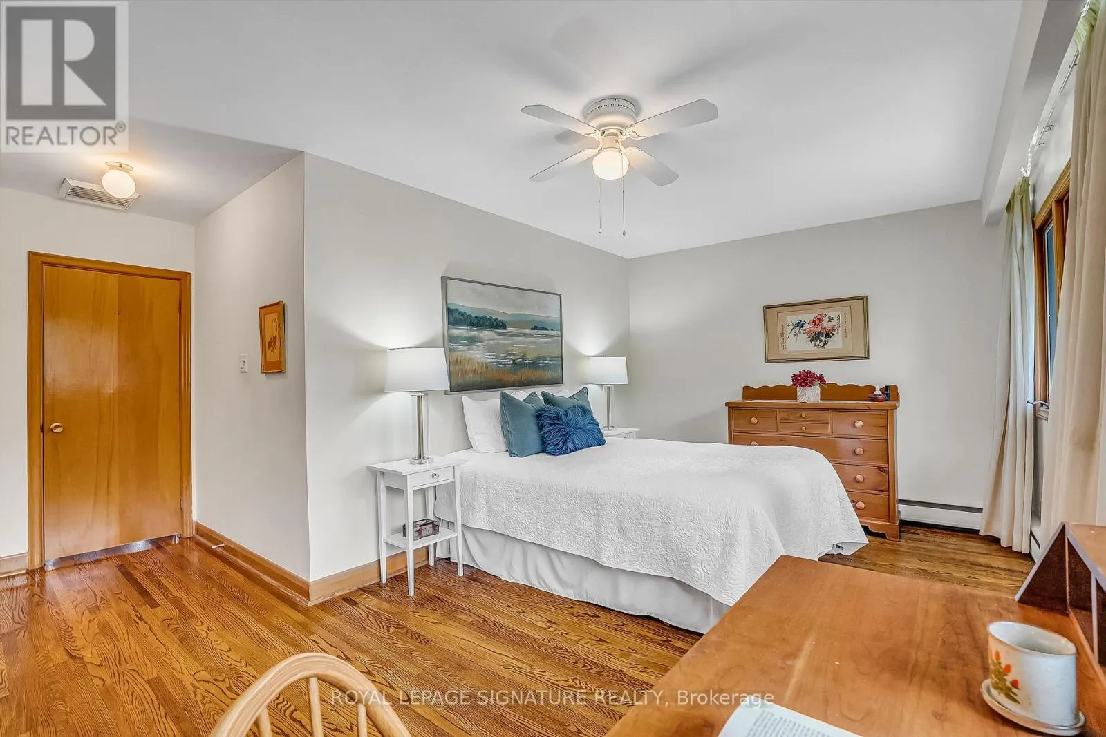 81 BROADLANDS BOULEVARD