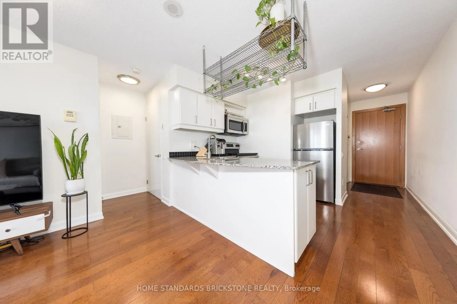 2712 - 33 SHEPPARD AVENUE E