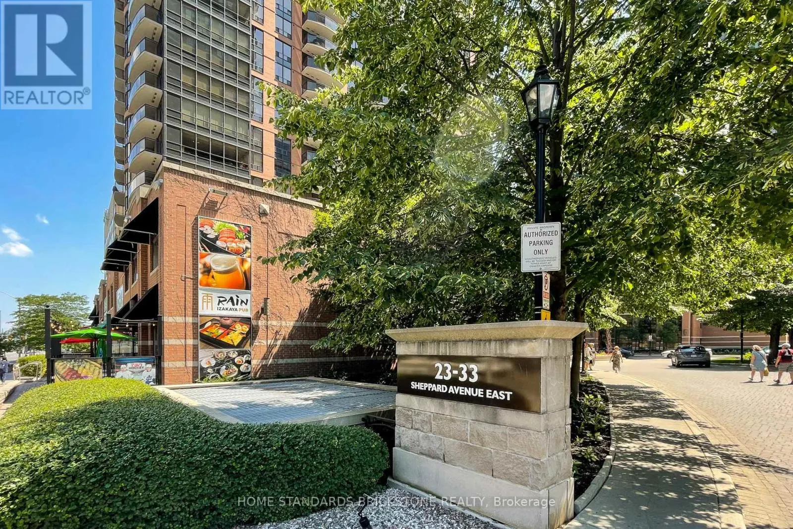 2712 - 33 SHEPPARD AVENUE E