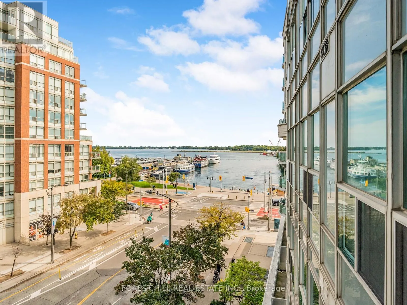 606 - 600 QUEENS QUAY W