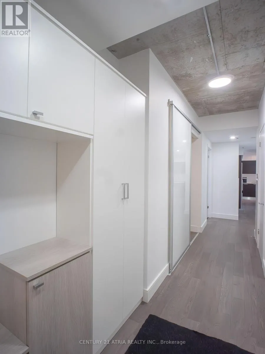 902 - 375 KING STREET W