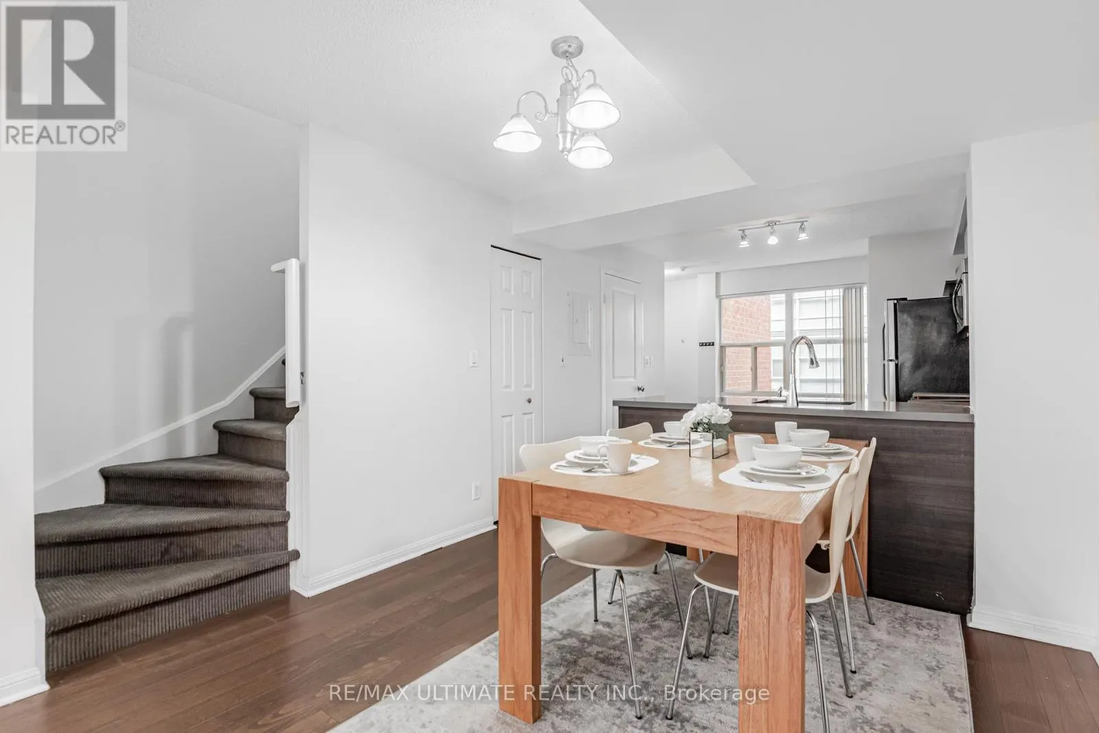 311 - 11 ST JOSEPH STREET