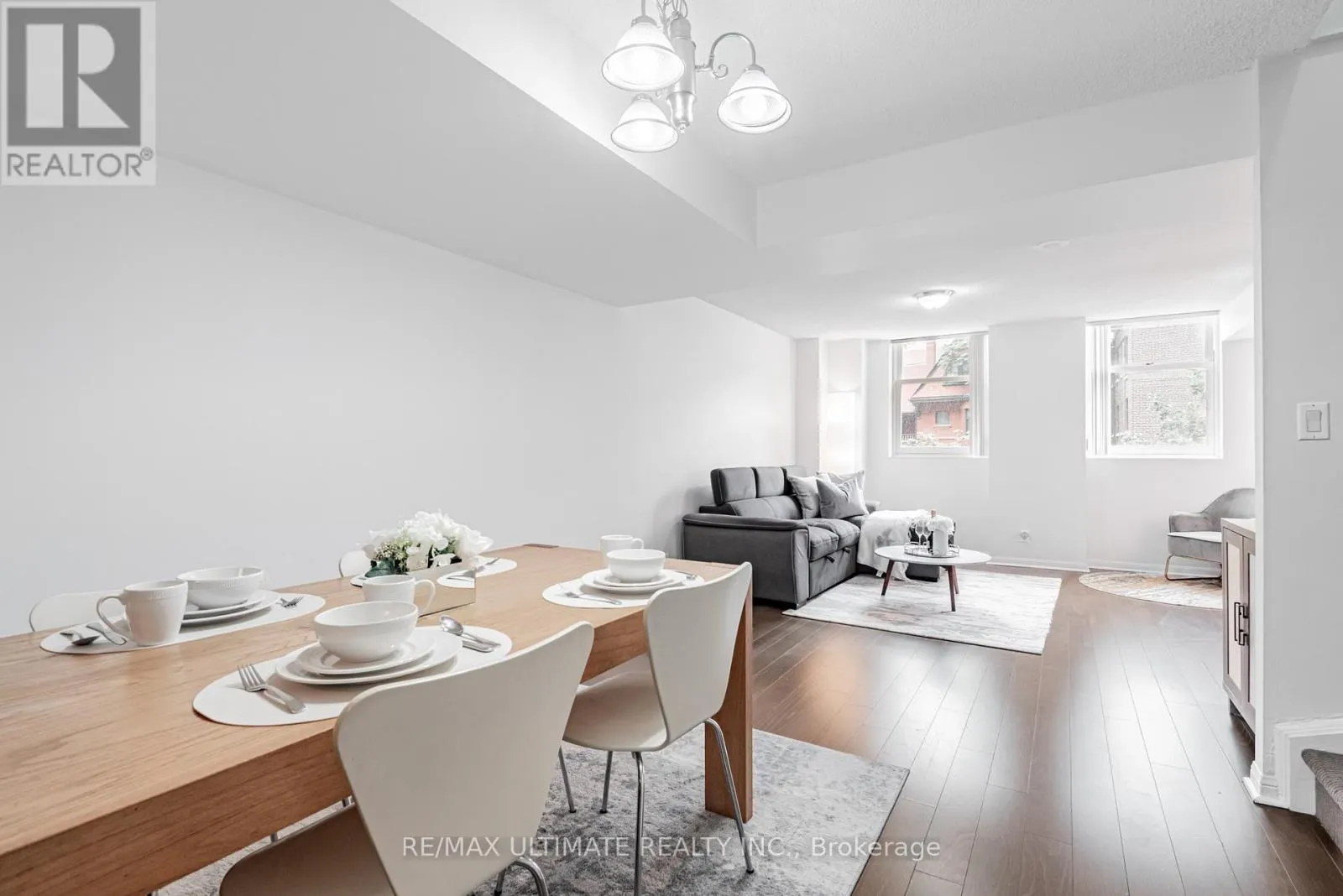 311 - 11 ST JOSEPH STREET