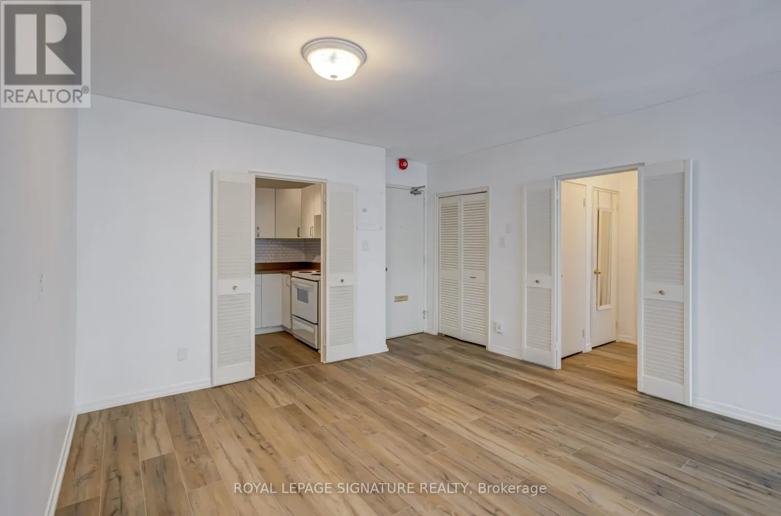 401 - 60 MONTCLAIR AVENUE