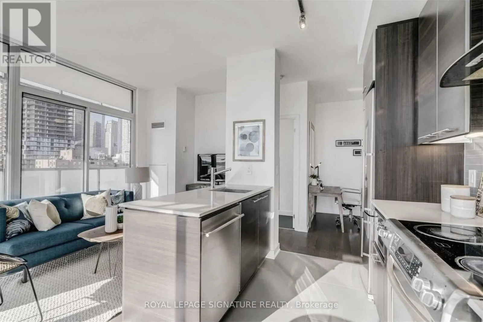1113 - 1 MARKET STREET