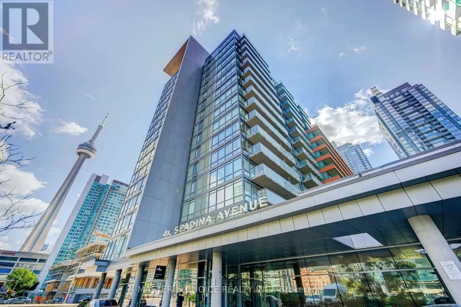 220 - 4K SPADINA AVENUE