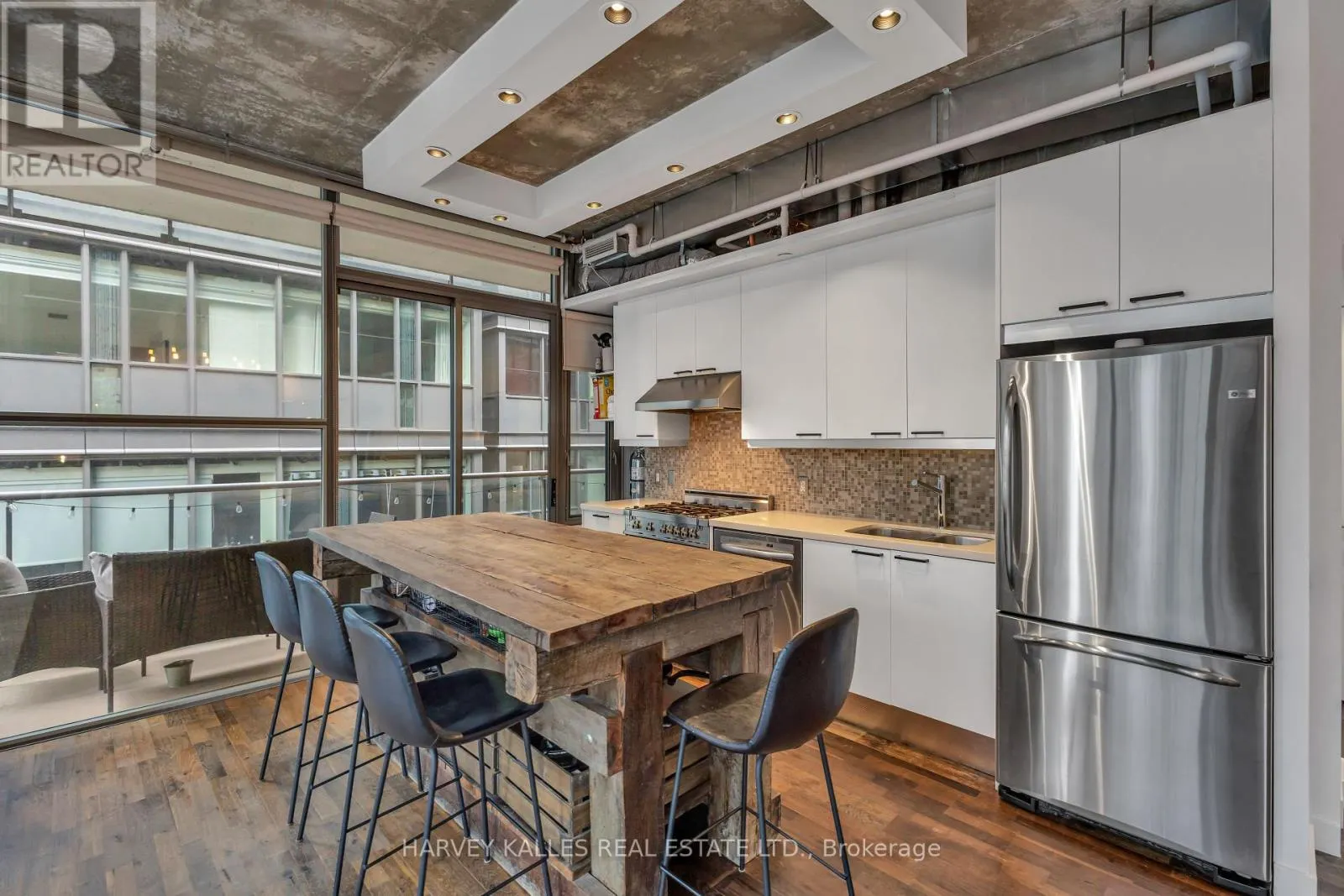 1205 - 25 OXLEY STREET
