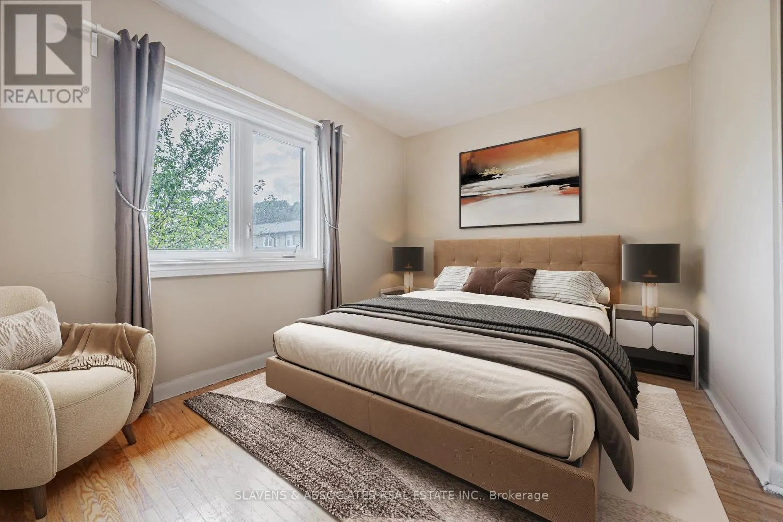 4 BURDOCK LANE