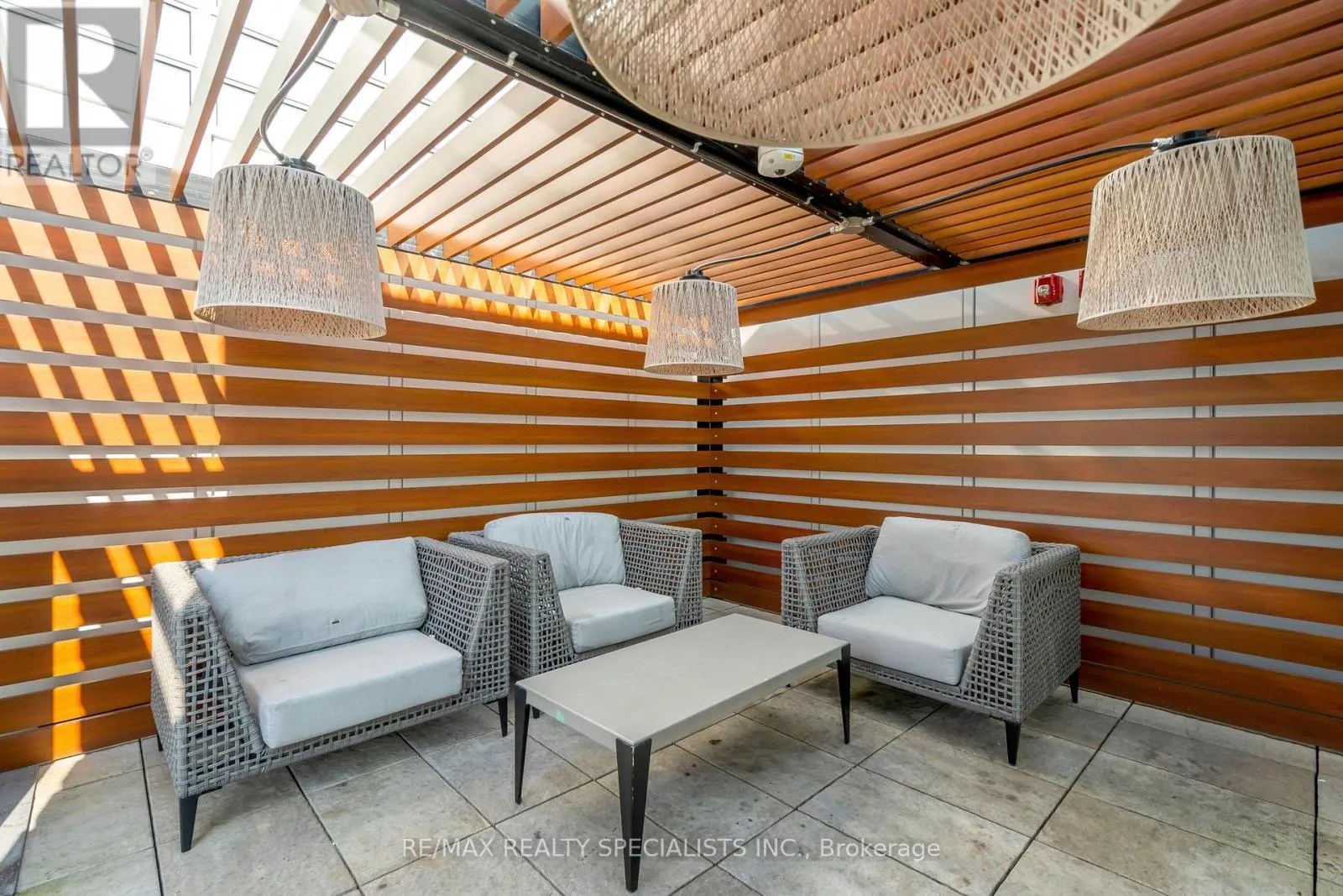 1109 - 19 BATHURST STREET