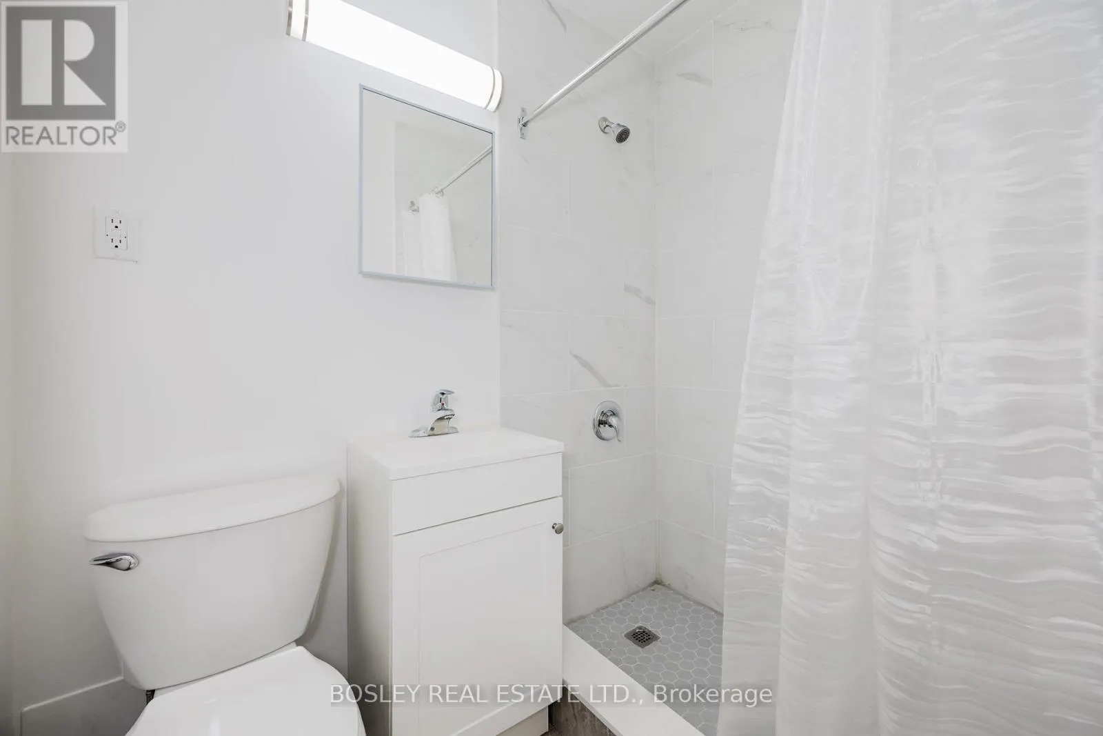 310 - 85 LAWTON BOULEVARD