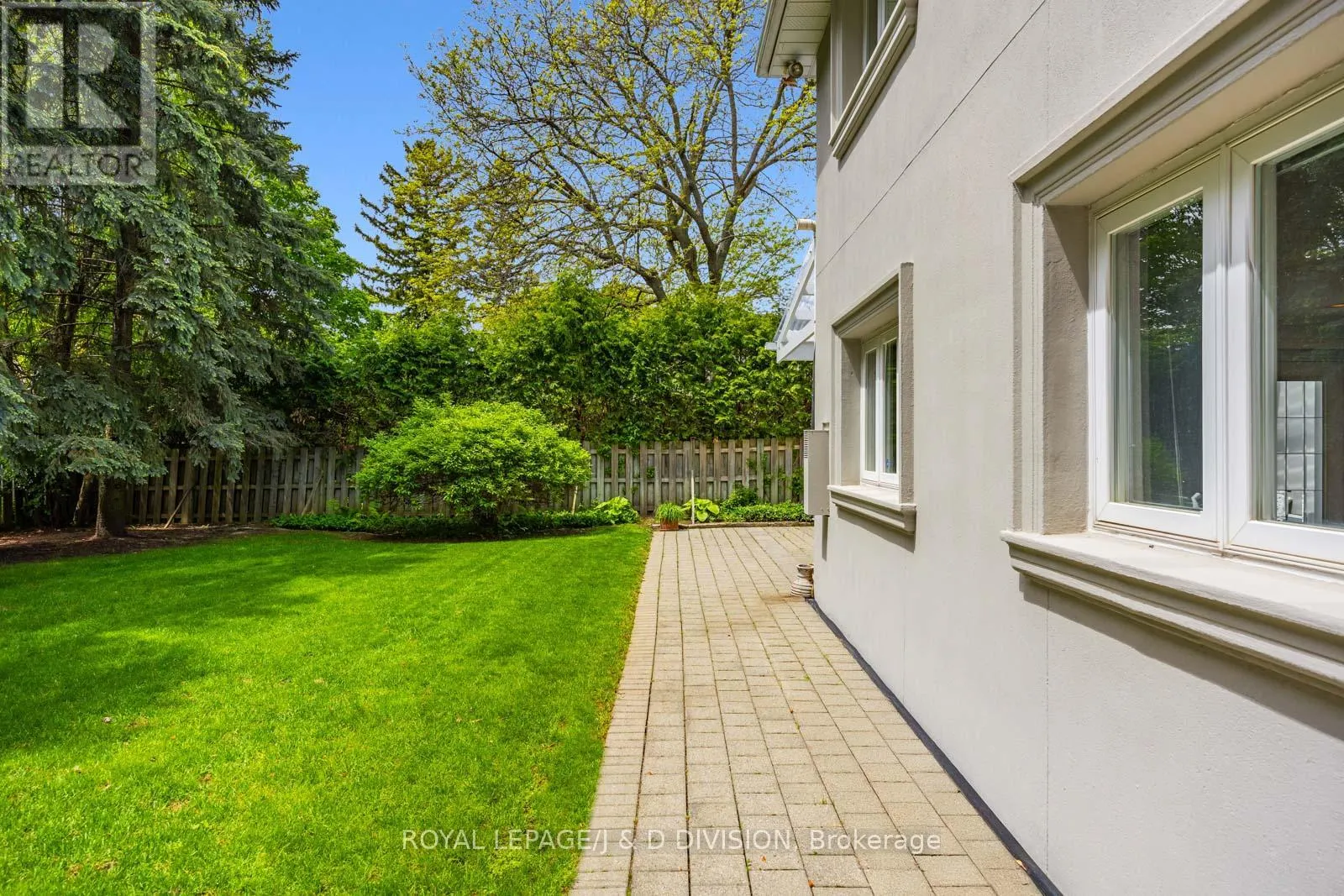 31 GEORGE HENRY BOULEVARD