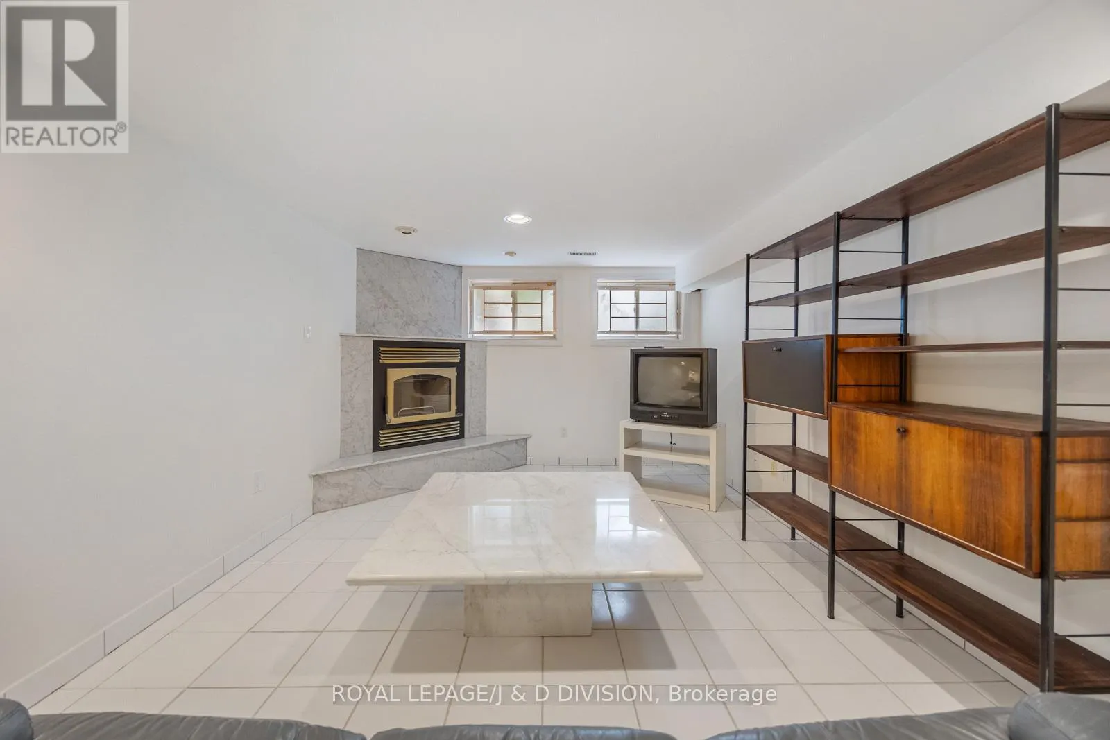 31 GEORGE HENRY BOULEVARD