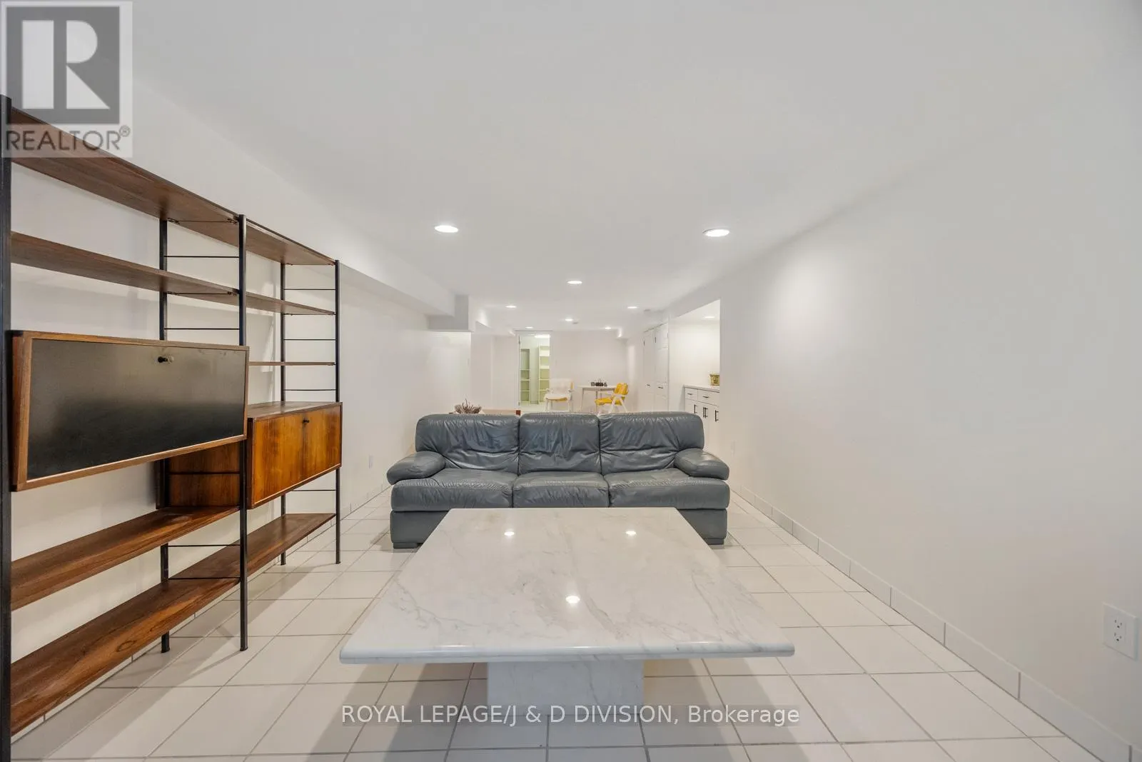 31 GEORGE HENRY BOULEVARD