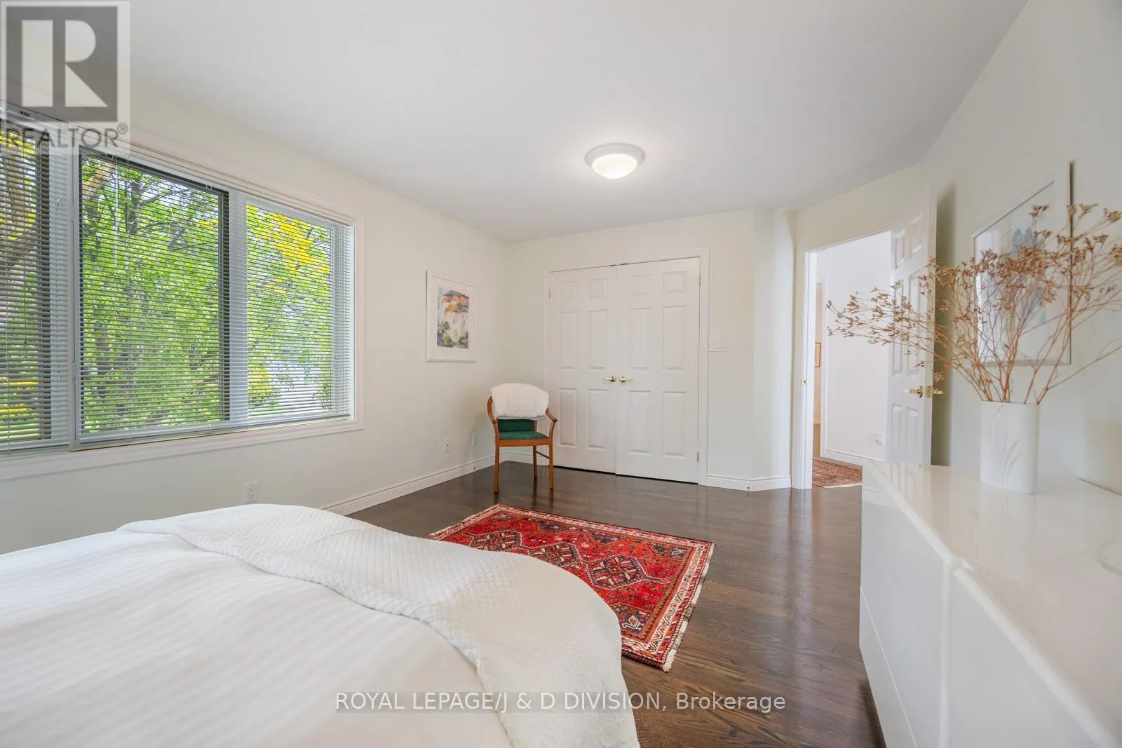31 GEORGE HENRY BOULEVARD