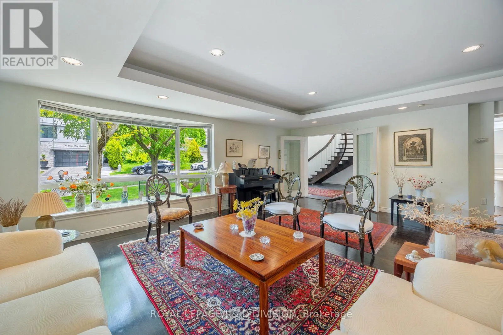 31 GEORGE HENRY BOULEVARD
