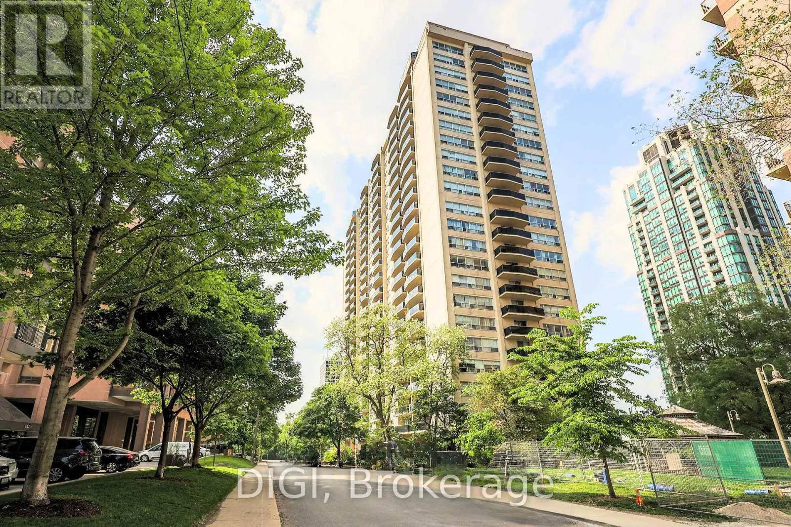PH4 - 400 WALMER ROAD