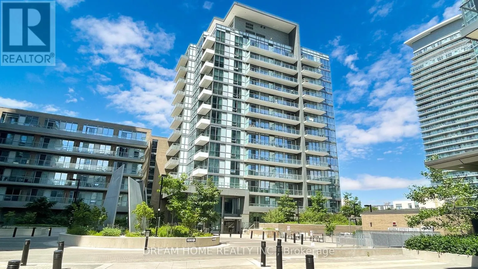 708 - 52 FOREST MANOR ROAD