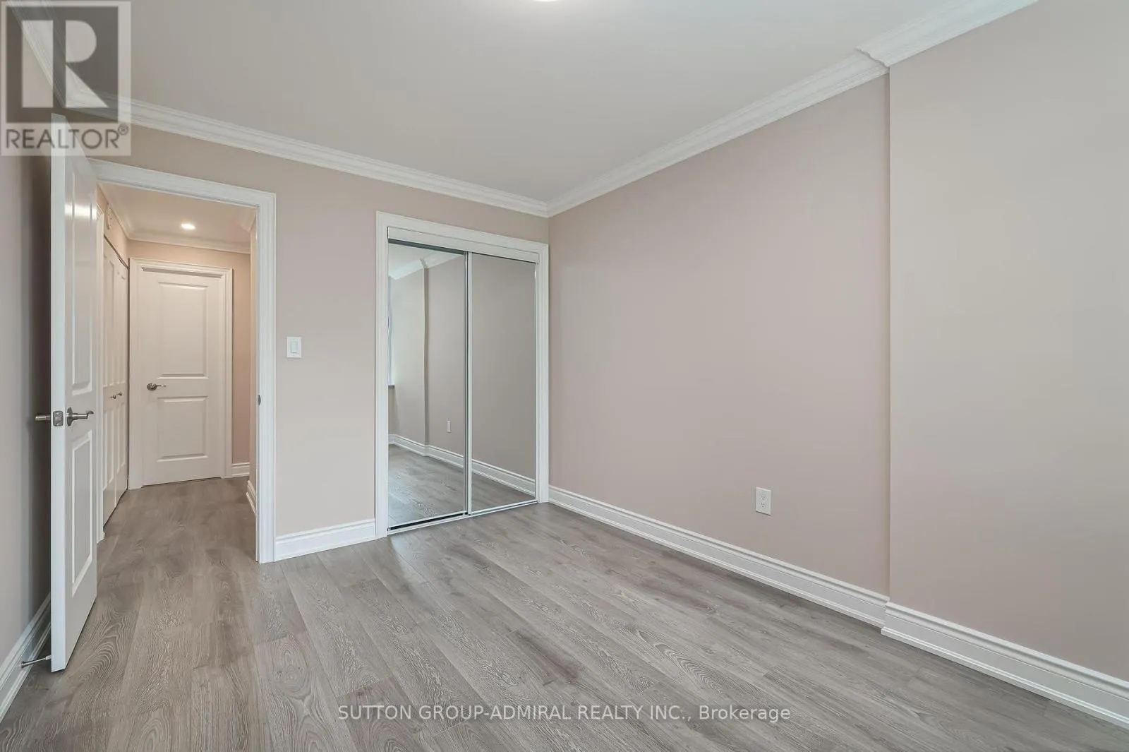104 - 90 FISHERVILLE ROAD
