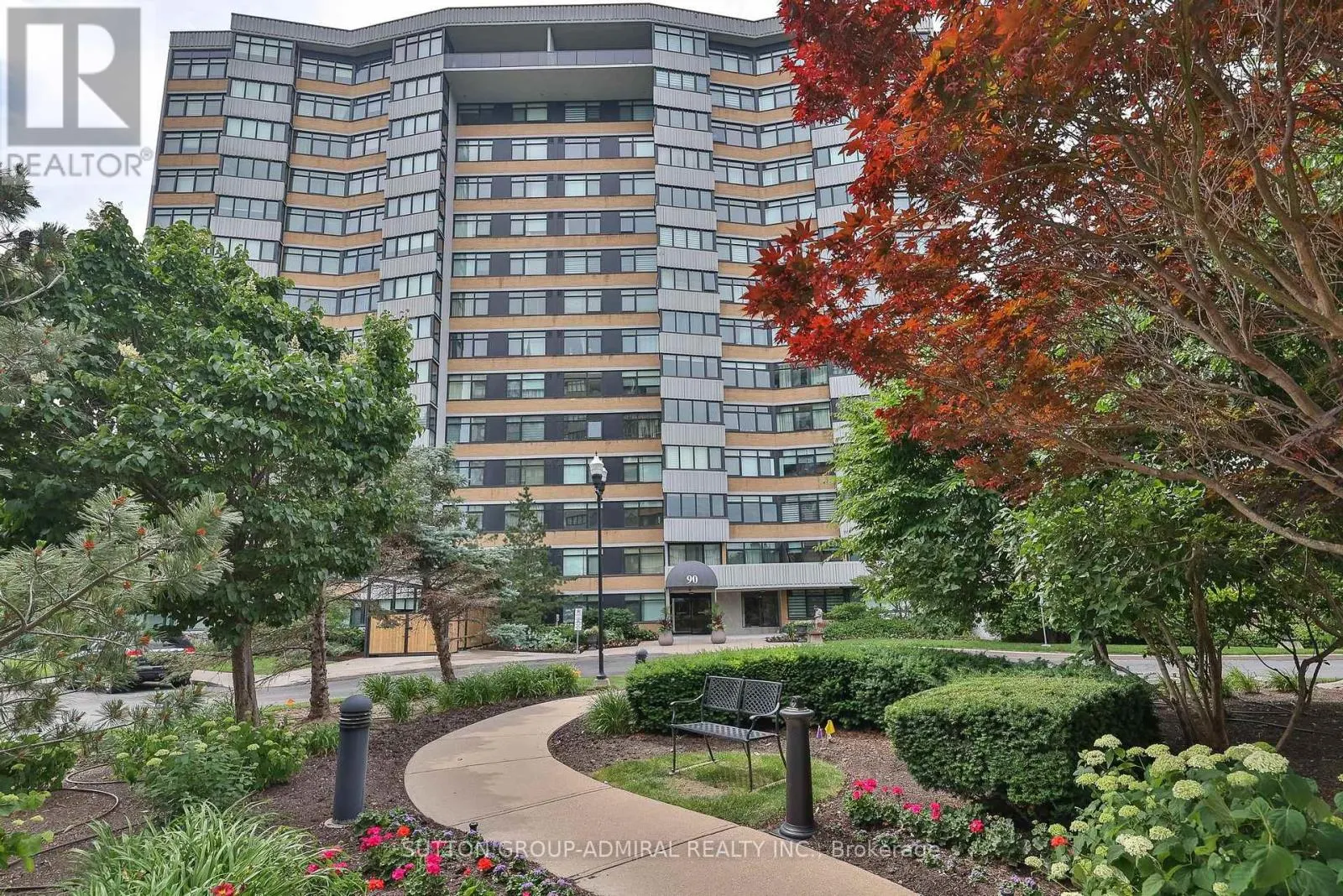 104 - 90 FISHERVILLE ROAD