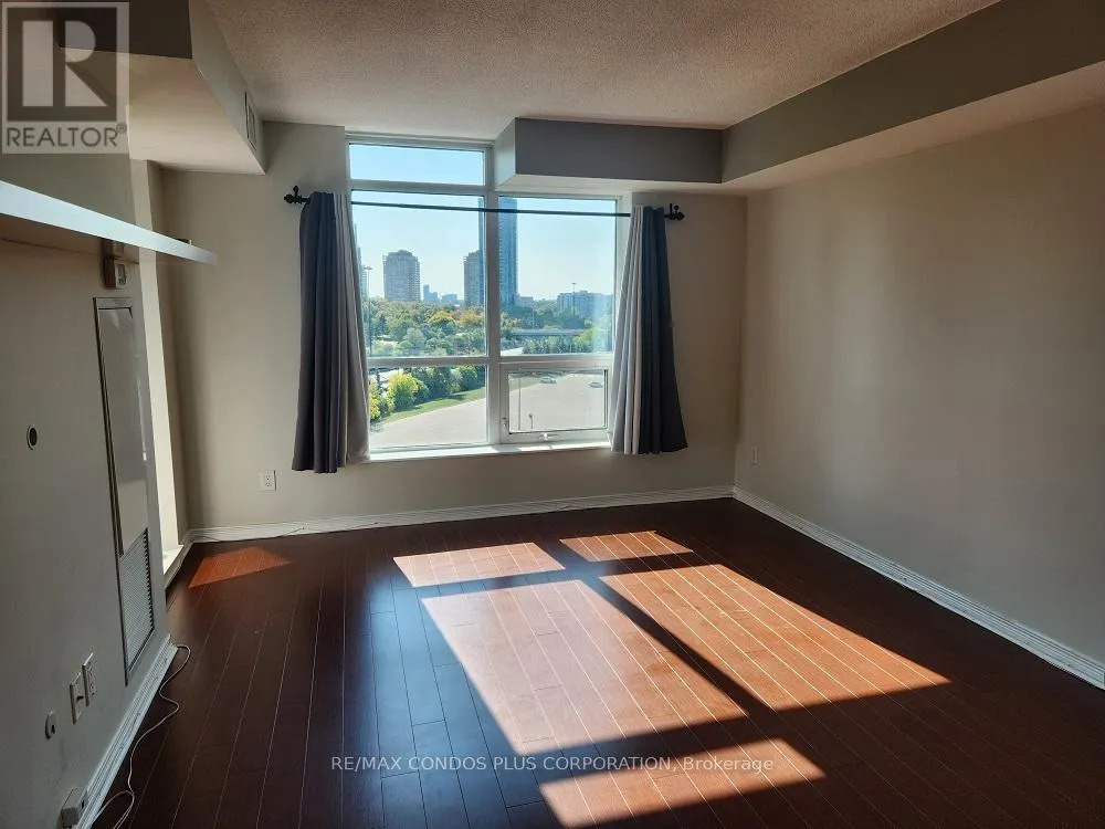 714 - 120 DALLIMORE CIRCLE