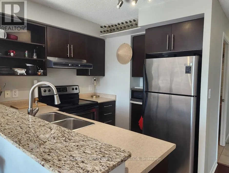 714 - 120 DALLIMORE CIRCLE