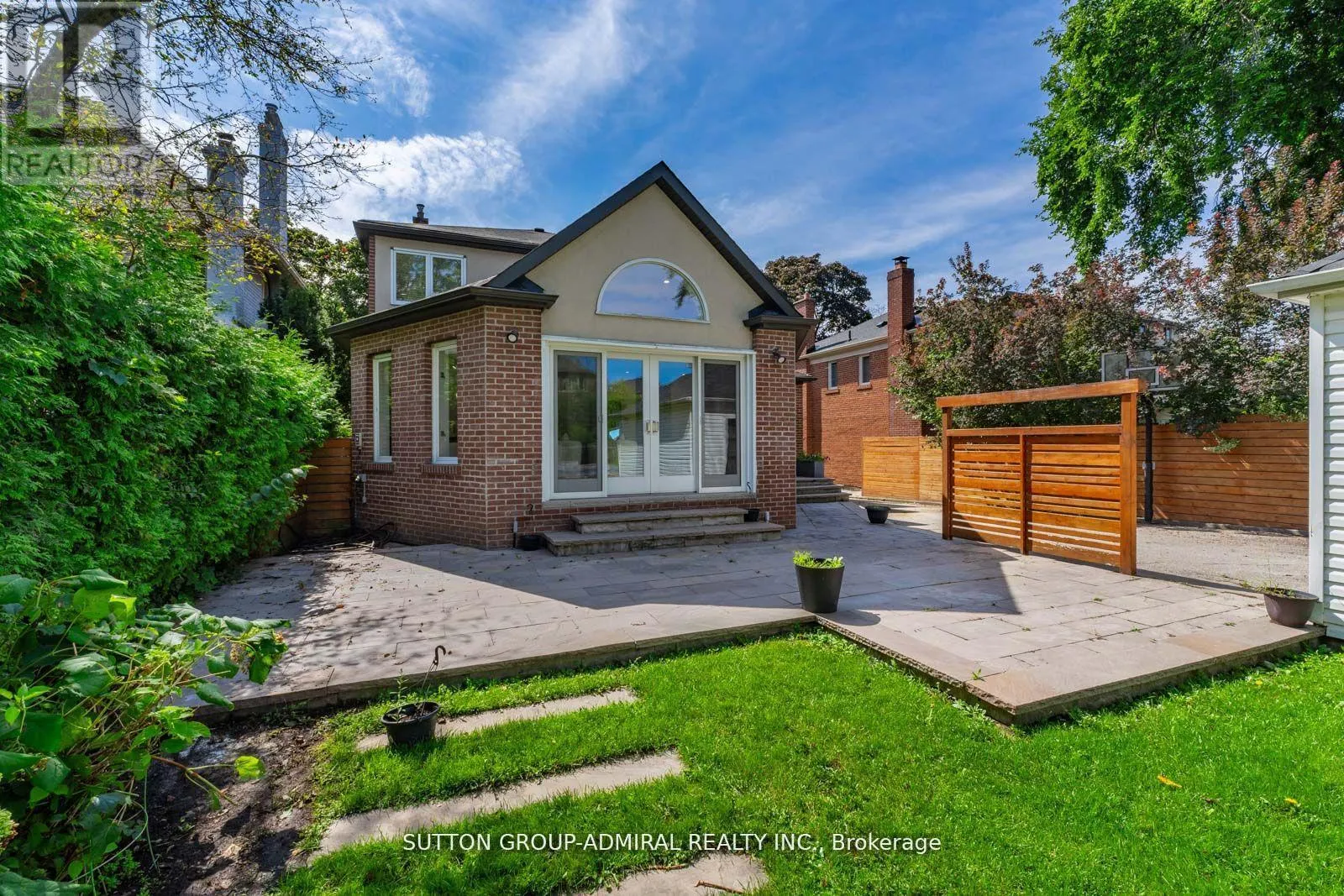 216 GLENCAIRN AVENUE