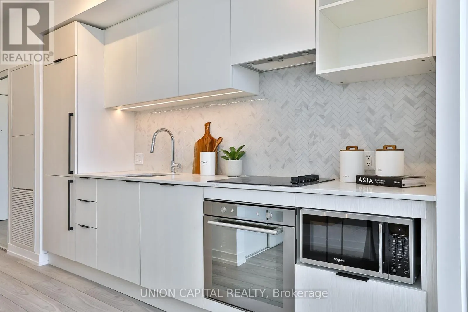 PH08 - 82 DALHOUSIE STREET