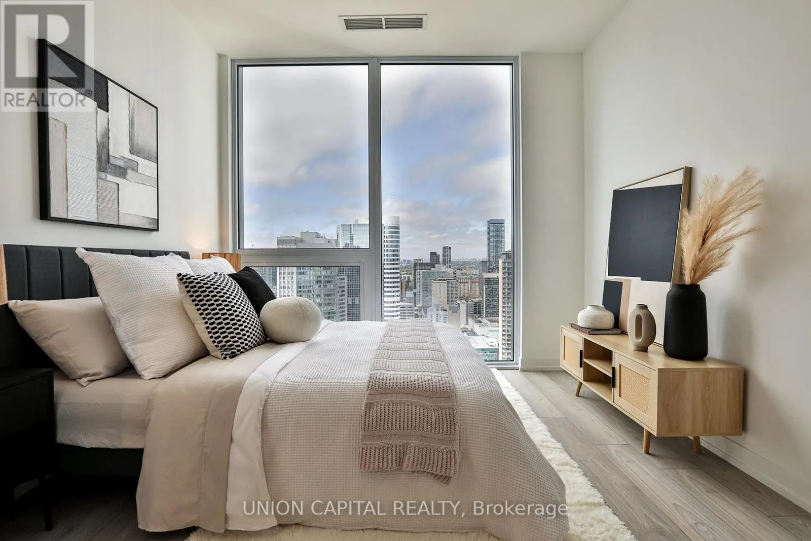 PH08 - 82 DALHOUSIE STREET