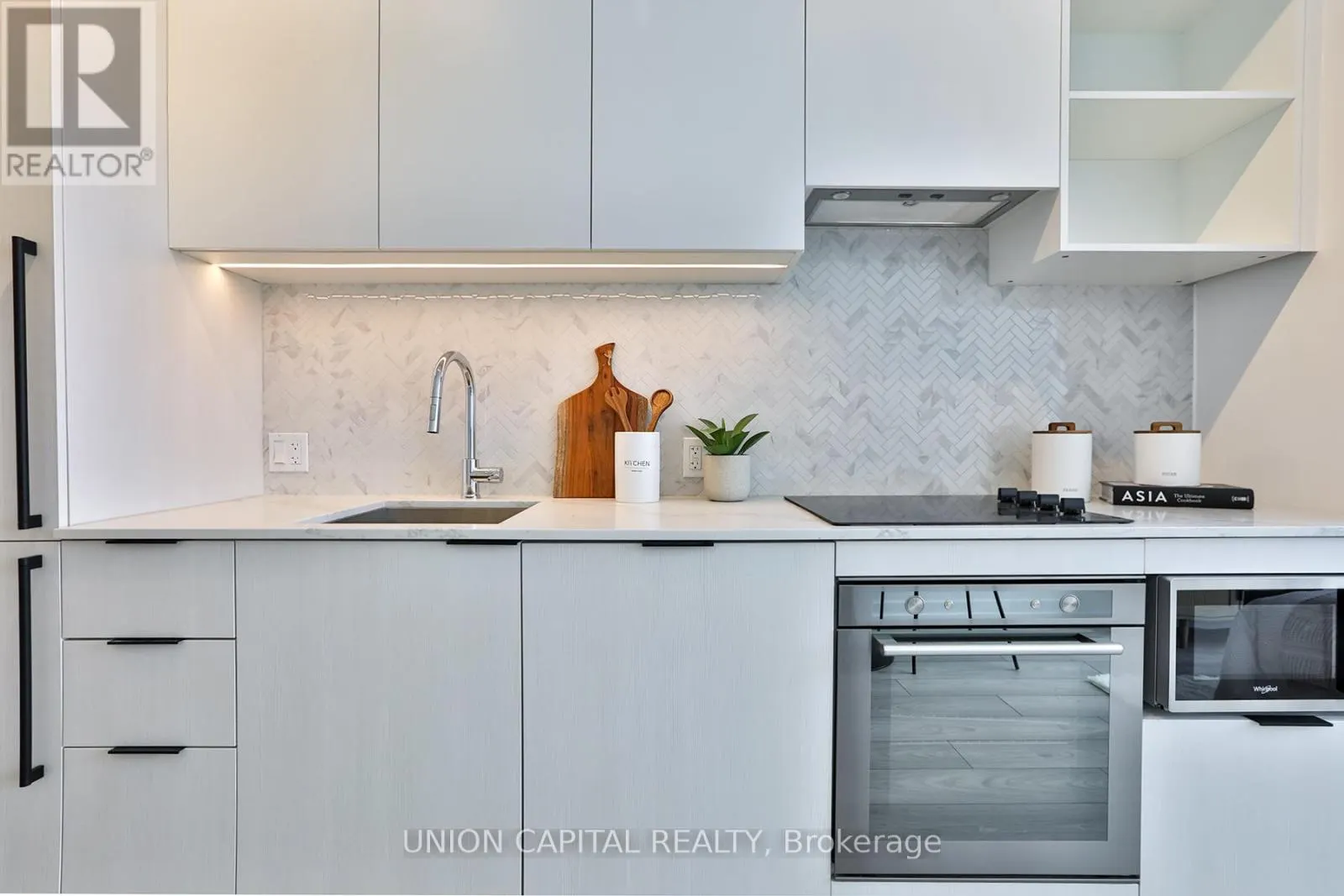PH08 - 82 DALHOUSIE STREET