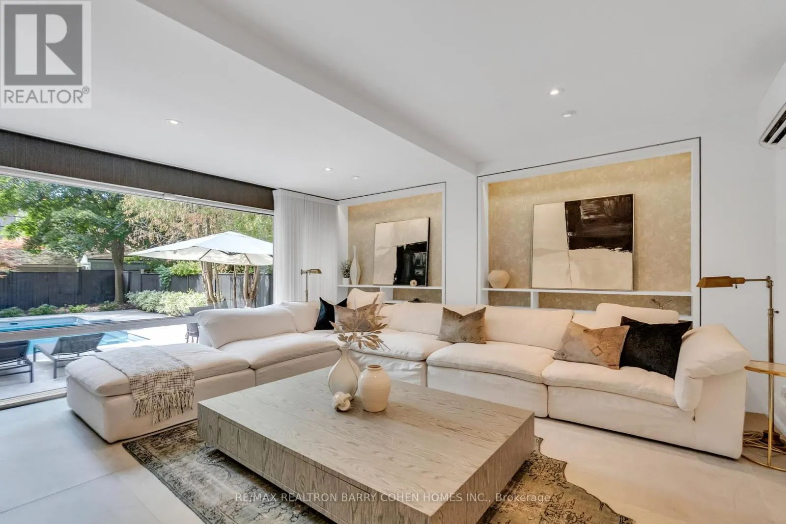 18 ASTLEY AVENUE