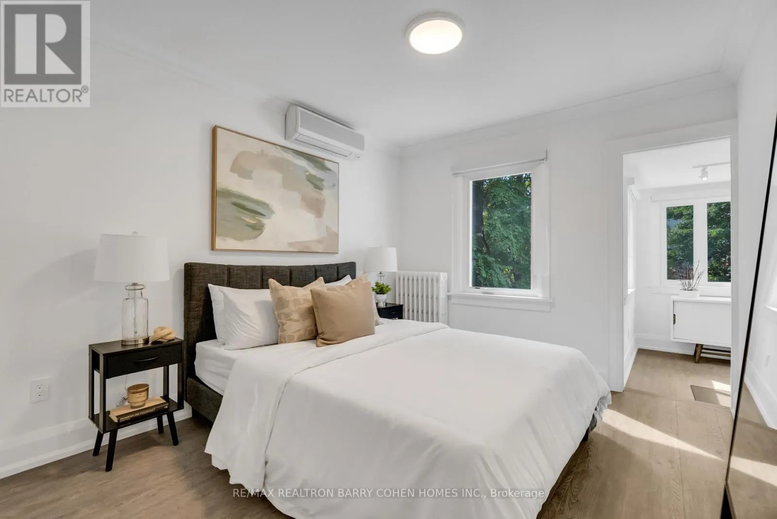 18 ASTLEY AVENUE