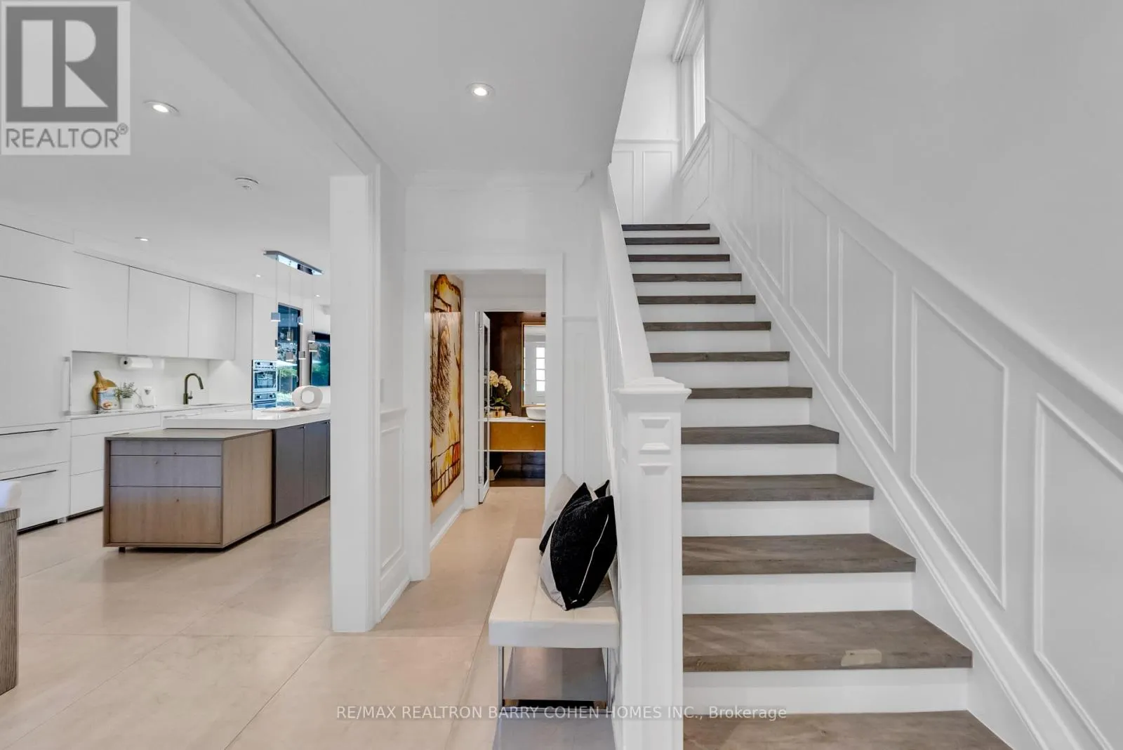 18 ASTLEY AVENUE