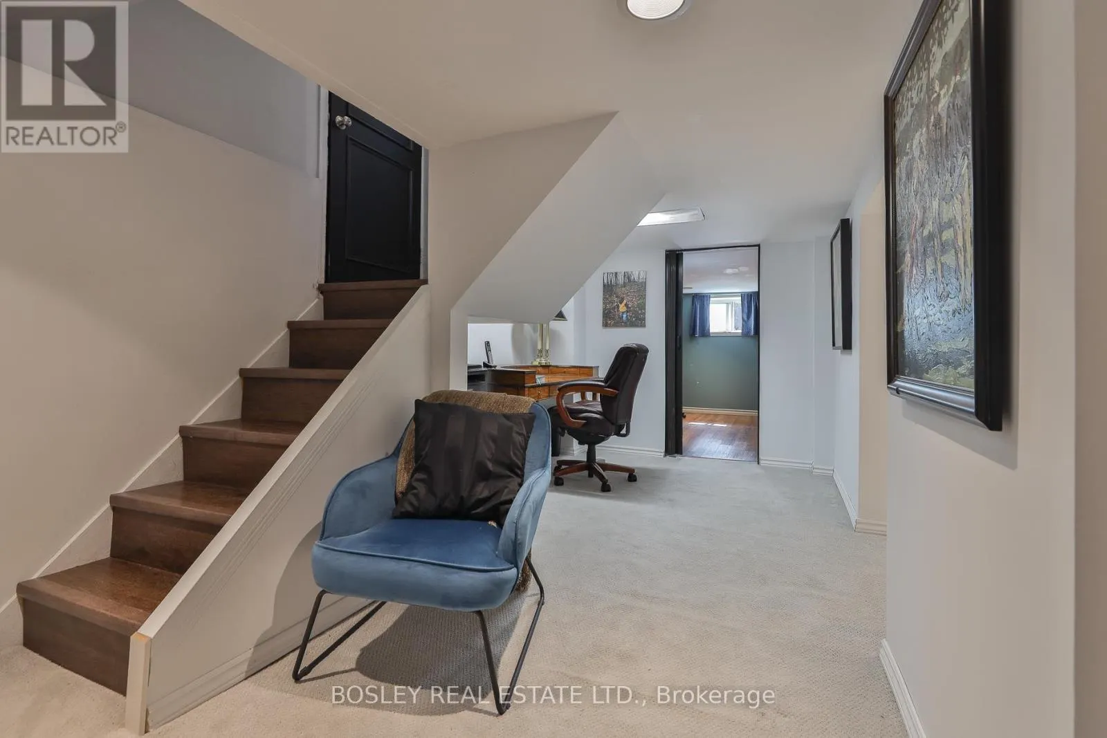 583 BROADWAY AVENUE