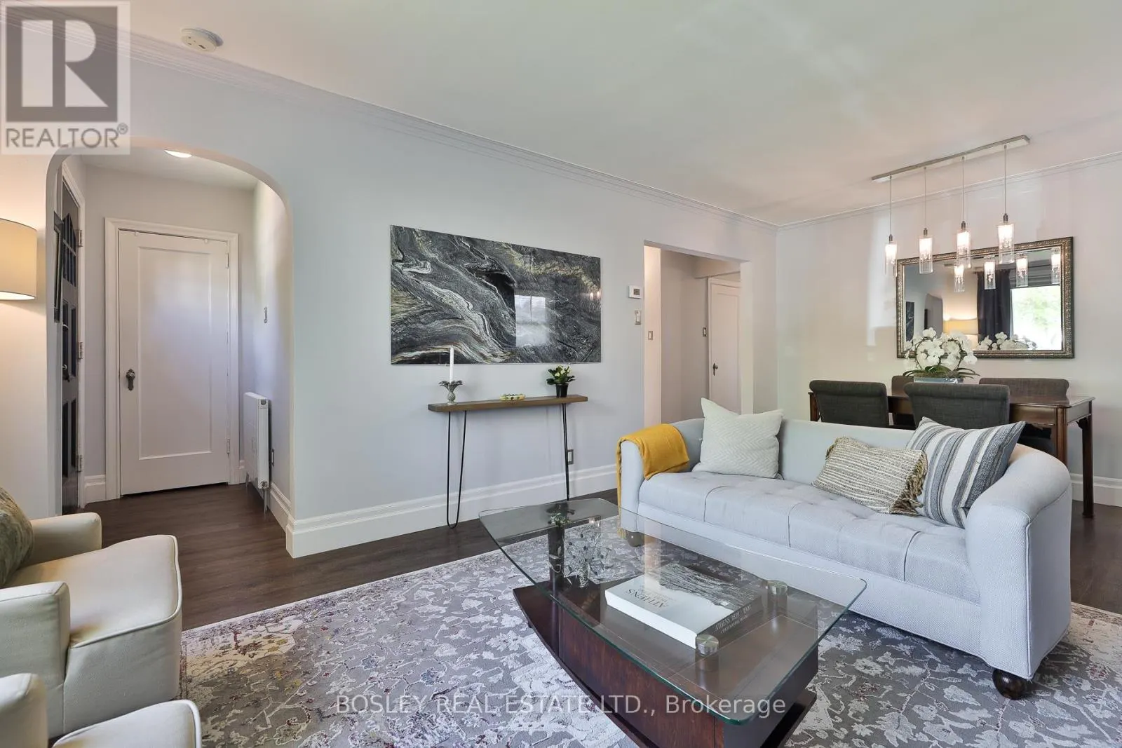 583 BROADWAY AVENUE