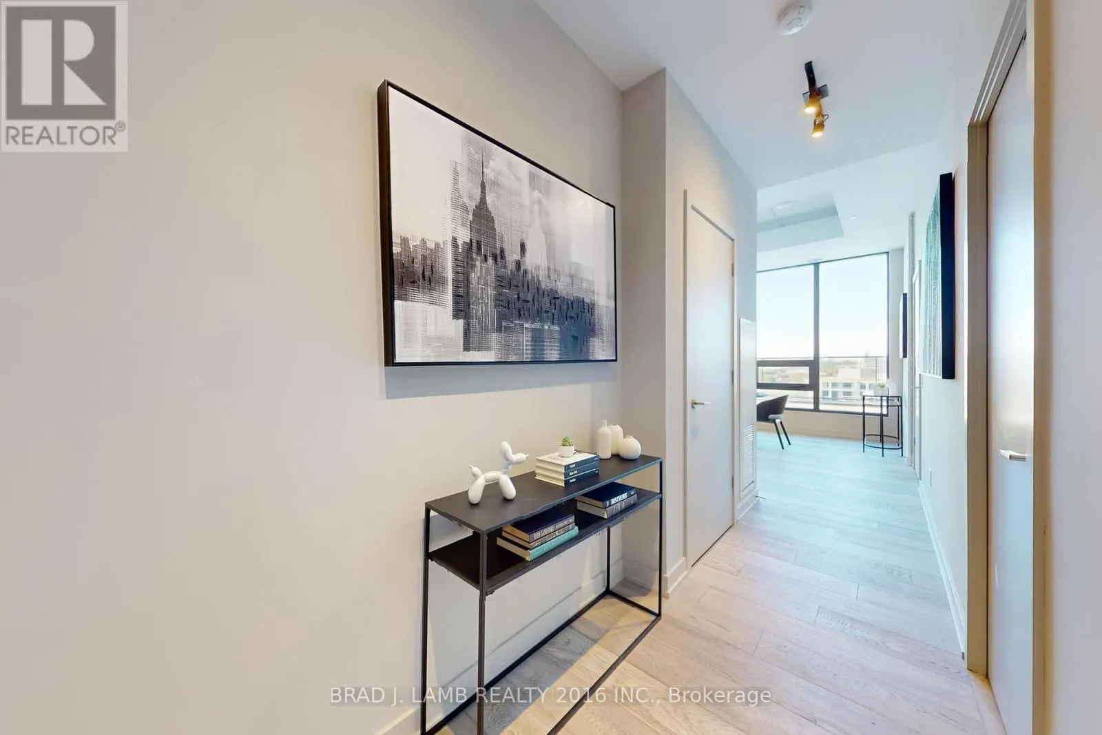 1701 - 458 RICHMOND STREET W
