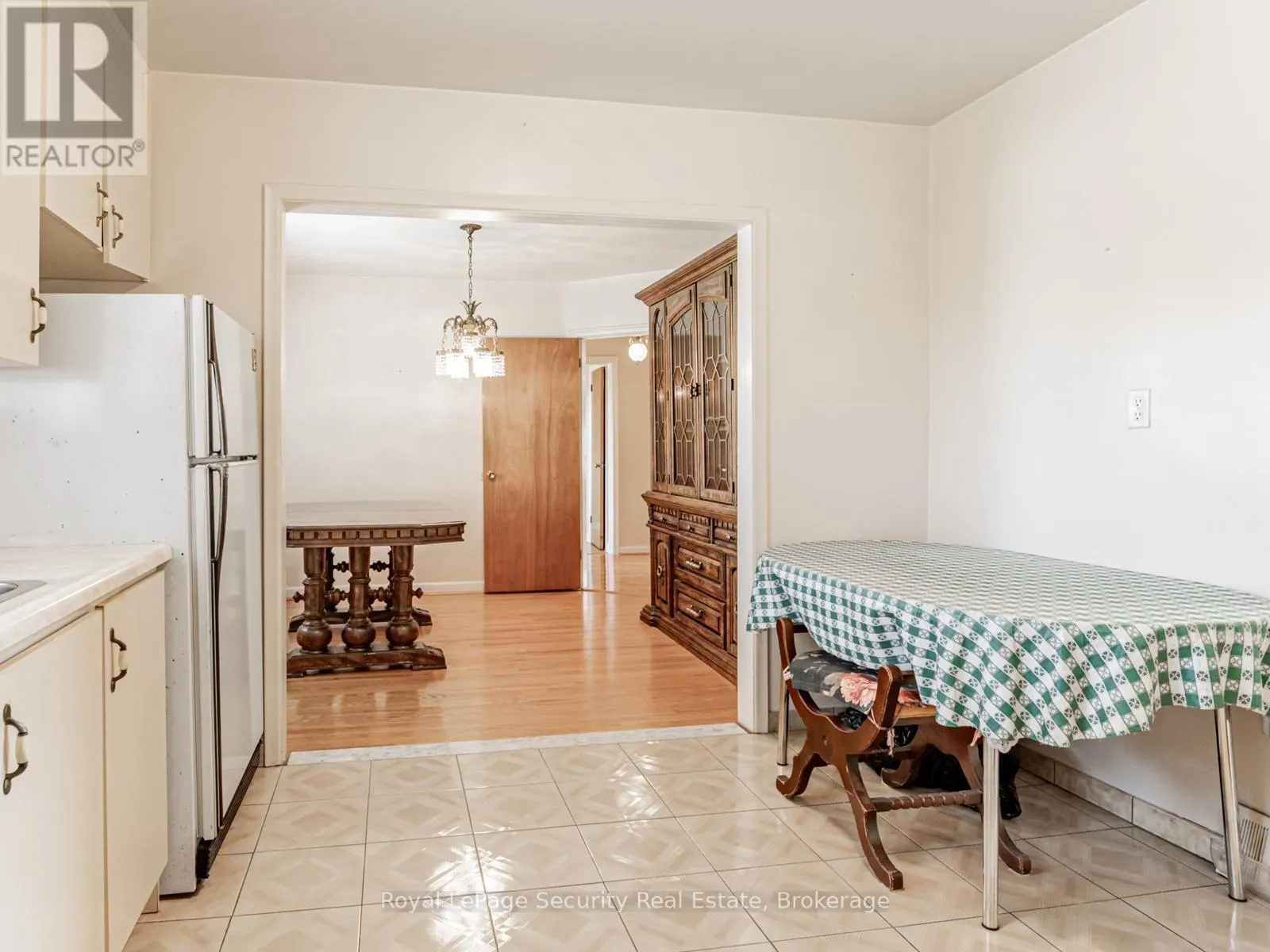 58 SADDLE RIDGE DRIVE