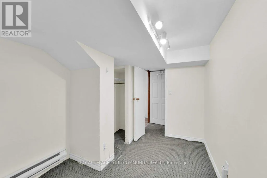390 DAVENPORT ROAD