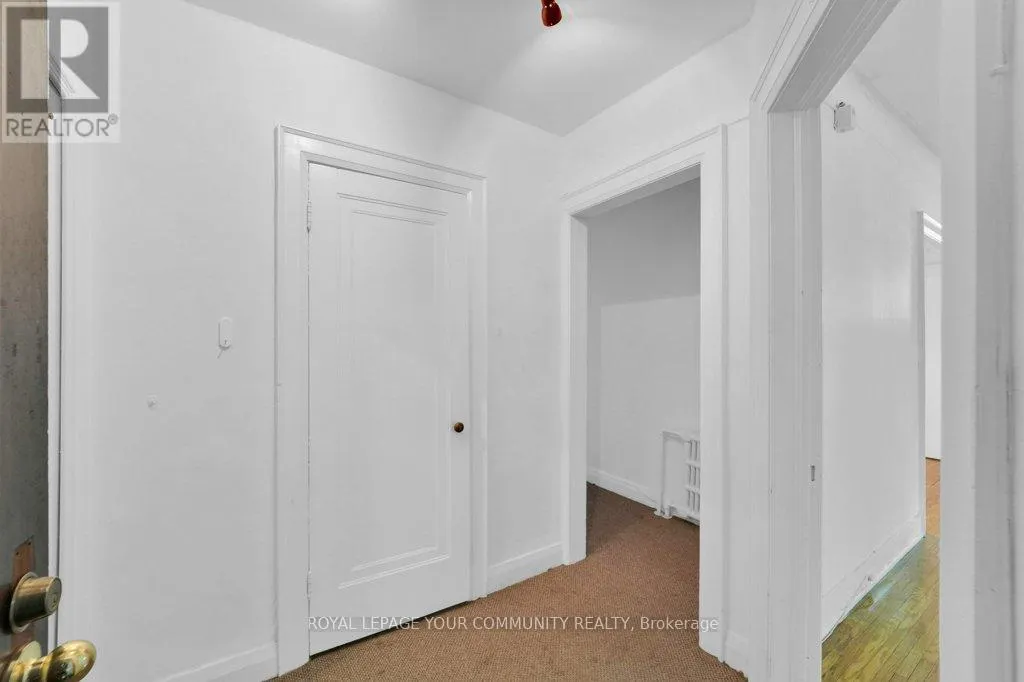 390 DAVENPORT ROAD