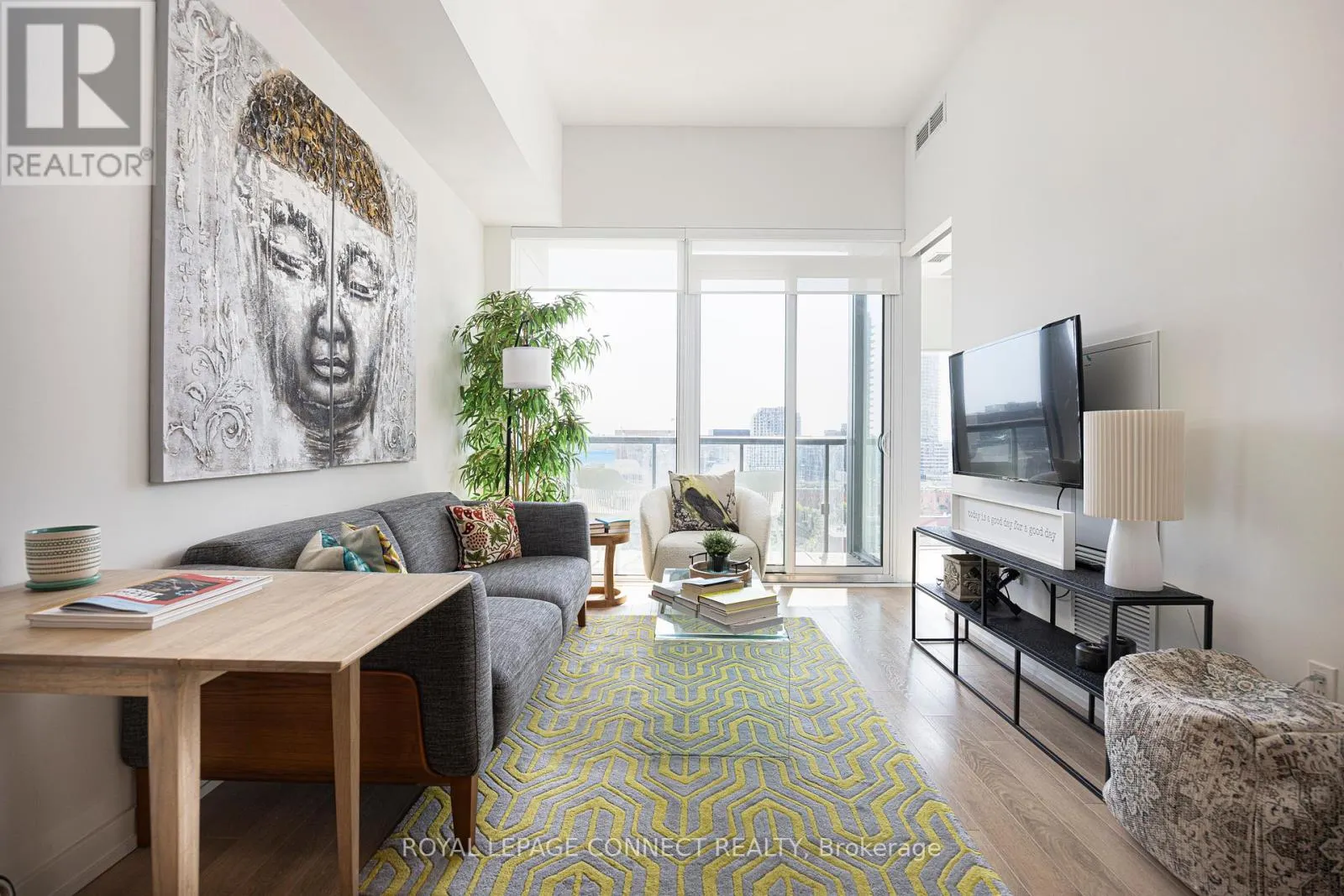 1301 - 158 FRONT STREET E